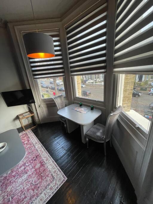 Elegant Studio In Central Hove - 5 Min Walk To Beach - 10 Min To Брайтонн Экстерьер фото