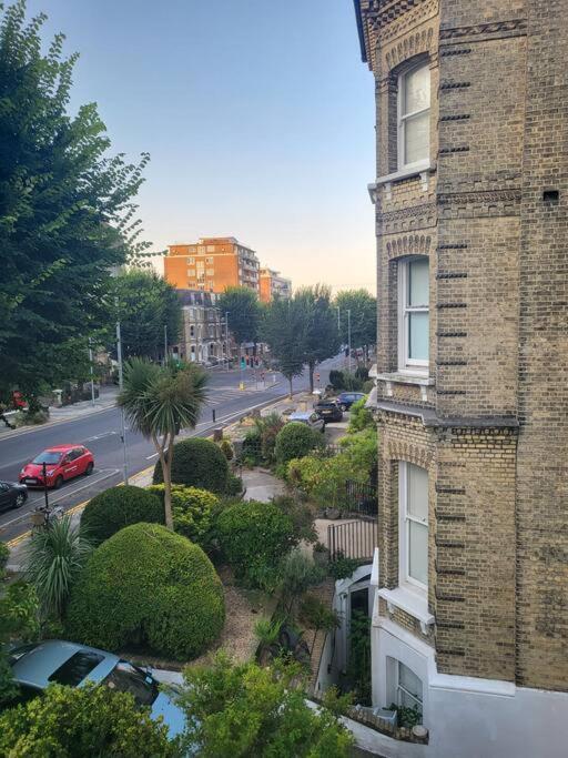 Elegant Studio In Central Hove - 5 Min Walk To Beach - 10 Min To Брайтонн Экстерьер фото